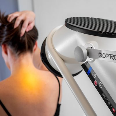BIOPTRON 2 with floor stand PAG-880-SET